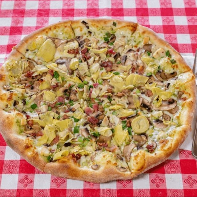 Big Tone Pizza.