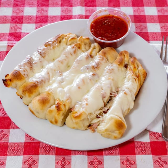 Alfredo Sticks.