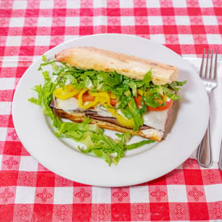 Cheesy Garlic Roast Beef Sub